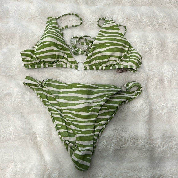 SHEIN Other - Size small- green stripped bikini